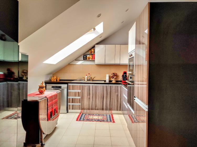 Apartament cu 2 camere decomandat în Sânpetru