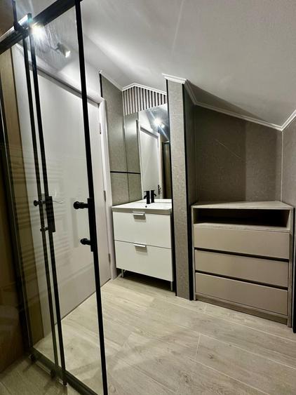 Apartament cu 2 camere, mobilat în Zorilor