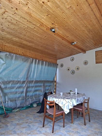 Casă cu Teren 1405 Mp în Urleta