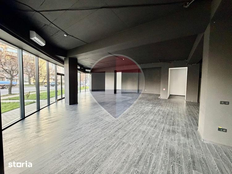 Spațiu comercial, de 270 mp, în Nord