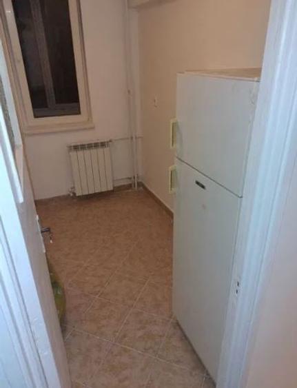 Apartament cu 2 camere semidecomandat, mobilat în Berceni — fotografia 2