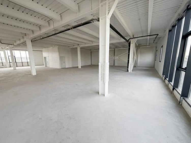 Spațiu comercial, de 800 mp, în Ștefăneștii de Jos