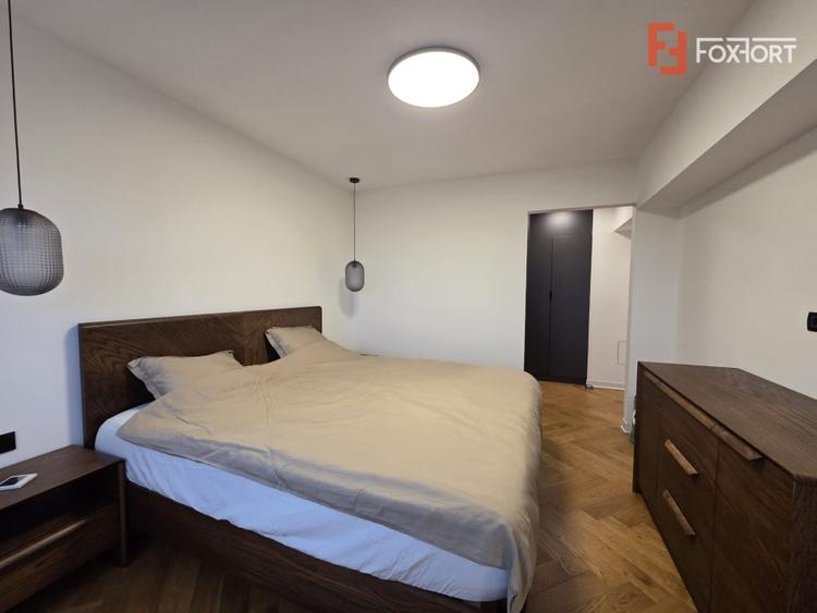 Apartament cu 3 camere, mobilat în Aurel Vlaicu