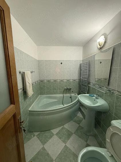 Apartament cu 2 camere semidecomandat în Central