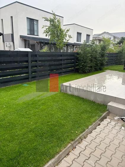 Casă cu 3 camere cu Teren 250 Mp în Central