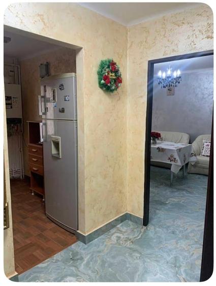 Apartament cu 3 camere semidecomandat, mobilat în Ultracentral