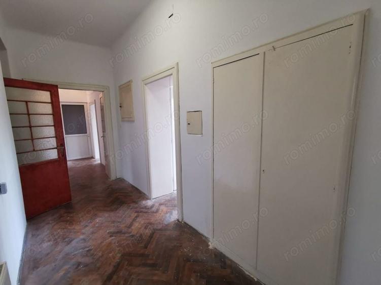 Spațiu comercial, de 130 mp, în Lugoj