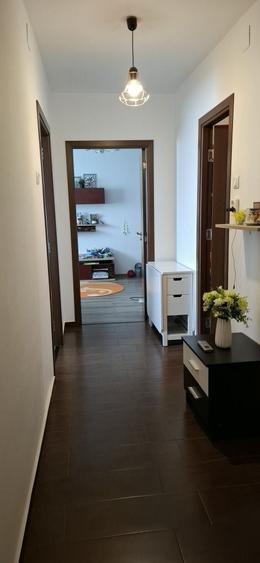Apartament cu 2 camere decomandat în Crângași