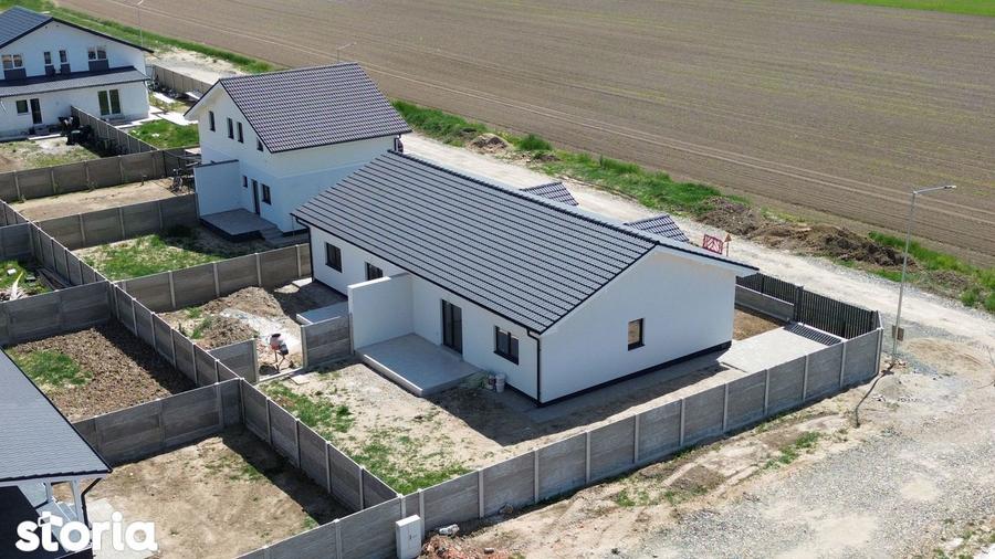 Casă cu 1 camere cu Teren 320 Mp în Bucovăț