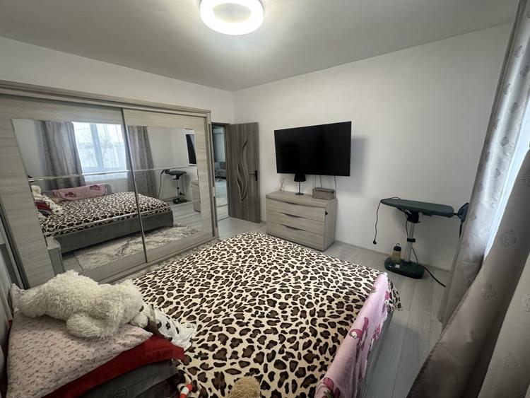 Casă individuală cu 3 camere cu Canalizare în Măgurele