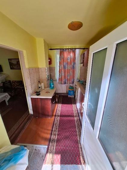 Casă individuală cu 4 camere cu Teren 500 Mp în Băbeni