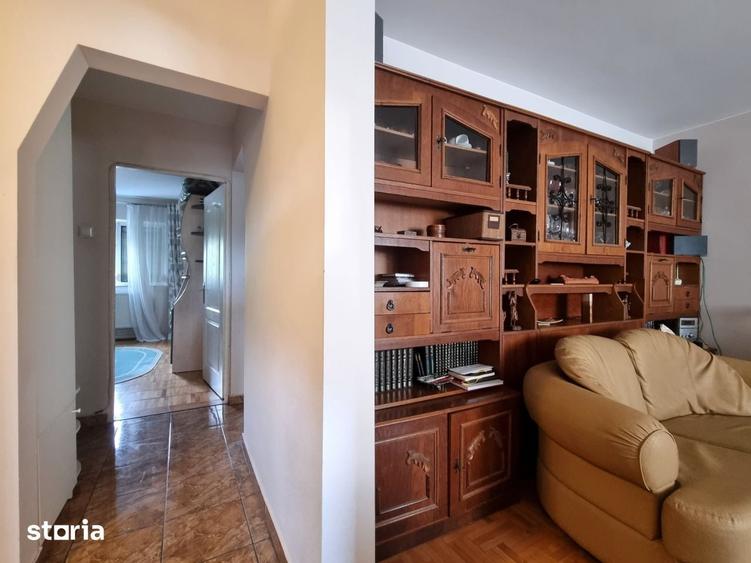Apartament cu 3 camere decomandat în Bistrița Lac