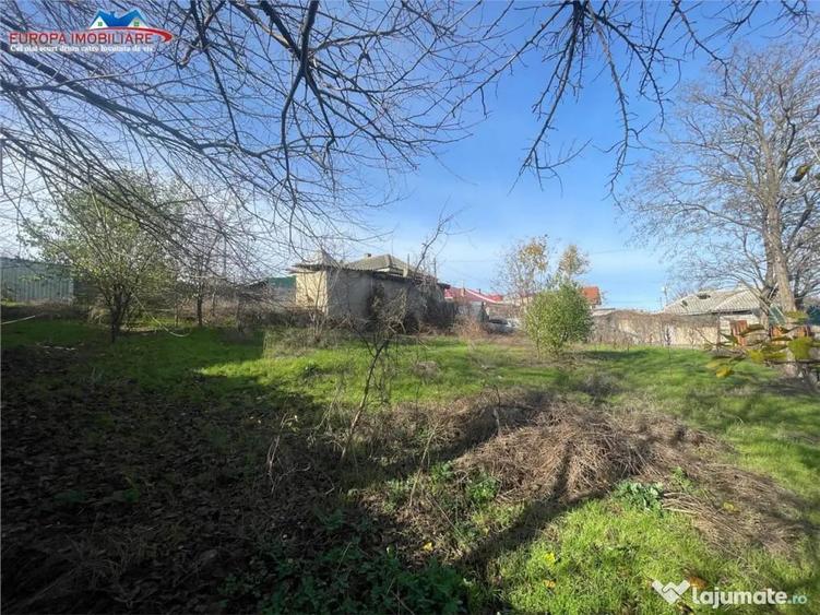 Teren de 521 mp, în Central