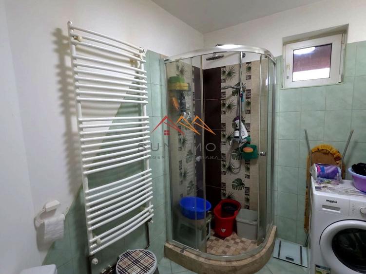Casă individuală cu 3 camere cu Canalizare în Poiana Câmpina