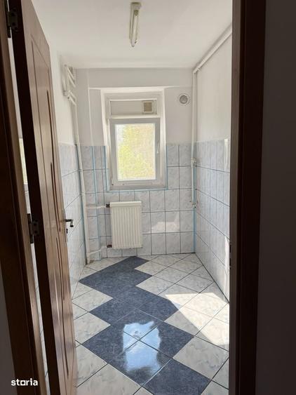 Apartament cu 2 camere semidecomandat în Pantelimon