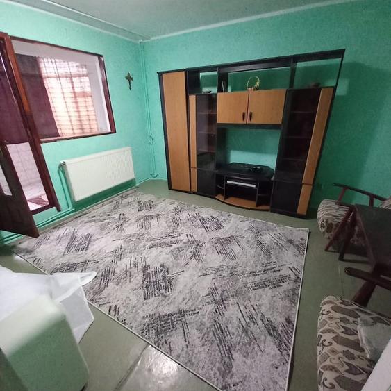 Apartament cu 2 camere decomandat în Siderurgiștilor