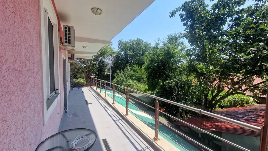 Casă individuală cu 5 camere cu Canalizare în Pieptănari