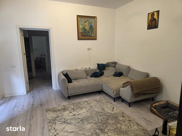 Casă cu 4 camere cu Teren 420 Mp în Grivița