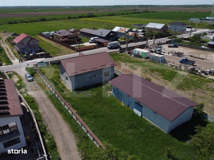 Casă cu 4 camere în Lazuri