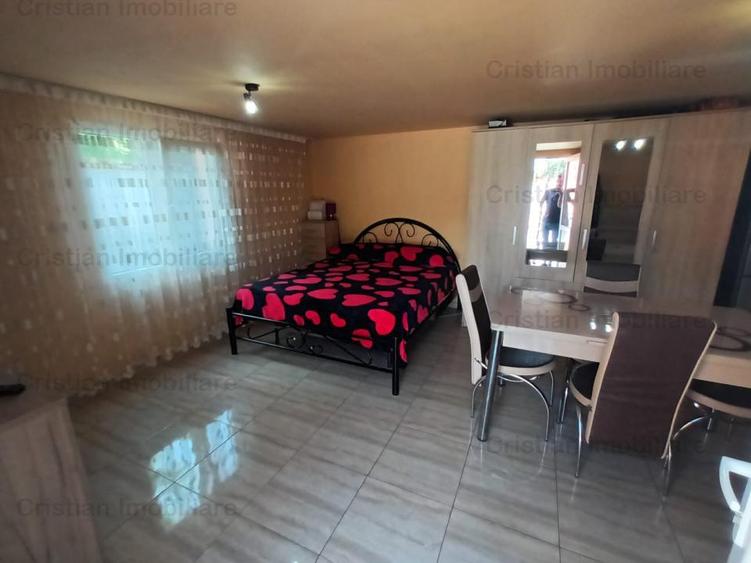 Casă cu 3 camere cu Canalizare în Chercea
