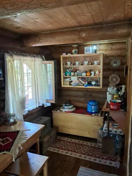 Casă cu 1 camere cu Teren 1050 Mp în Surduc