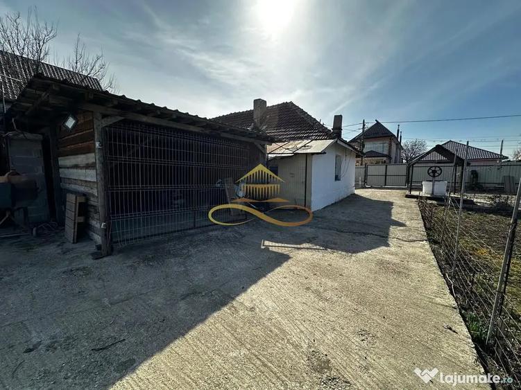 Casă cu 2 camere cu Canalizare în Tache