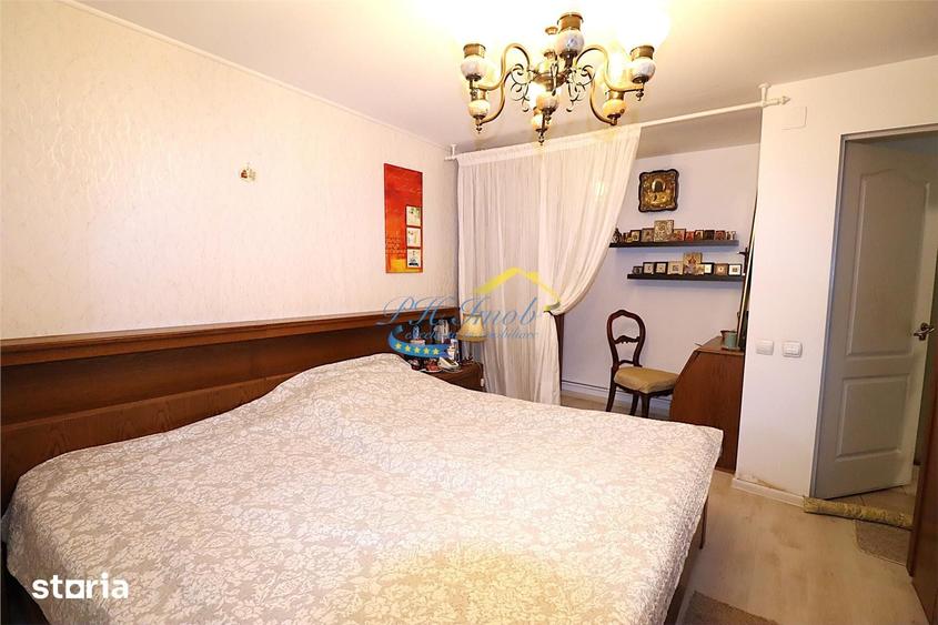 Casă cu 7 camere cu Teren 664 Mp în Gura Beliei
