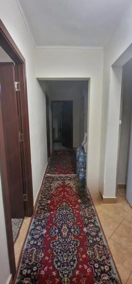 Apartament cu 3 camere decomandat în Rogerius