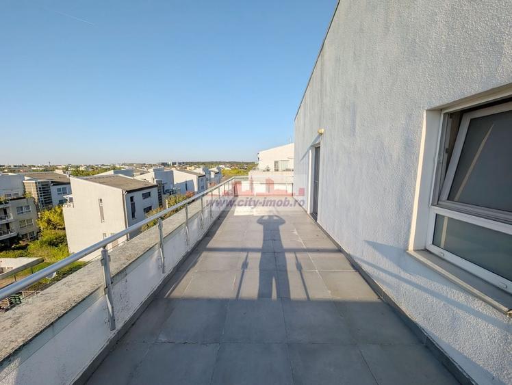 Apartament cu 2 camere semidecomandat în Băneasa