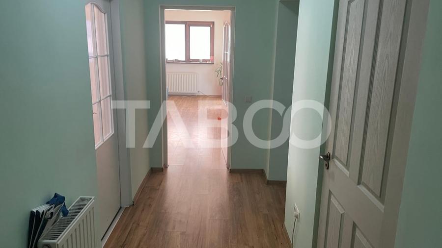 Apartament cu 3 camere decomandat, mobilat în Arhitecților - Calea Cisnădiei