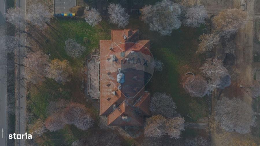 Casă cu 4 camere în Colonia Bod