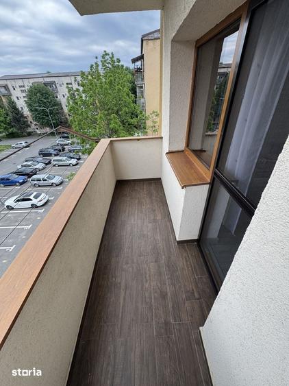 Apartament cu 4 camere, etaj 3 din 4 , Str. Belsugului , Micro 17. - 8