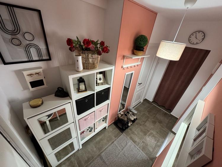 Apartament cu 2 camere semidecomandat, mobilat în Domenii