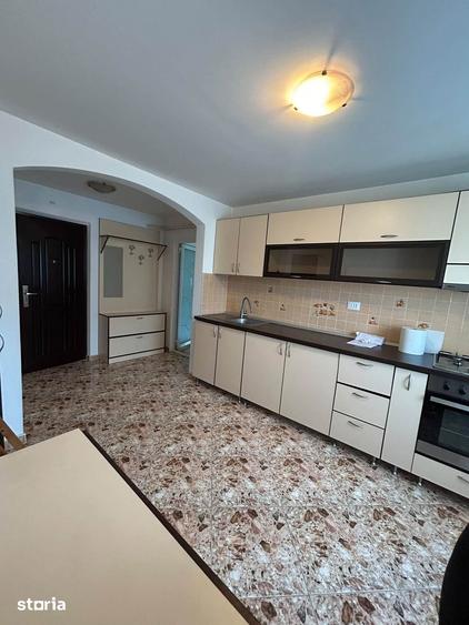 De inchiriat apartament cu 2 camere, 2 balcoane, mobilat si utilat - 4
