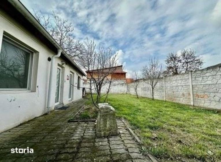 Casă cu 8 camere cu Teren 500 Mp în Elisabetin