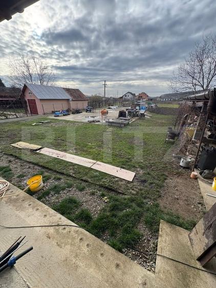 Casă individuală cu 5 camere cu Canalizare în Nord