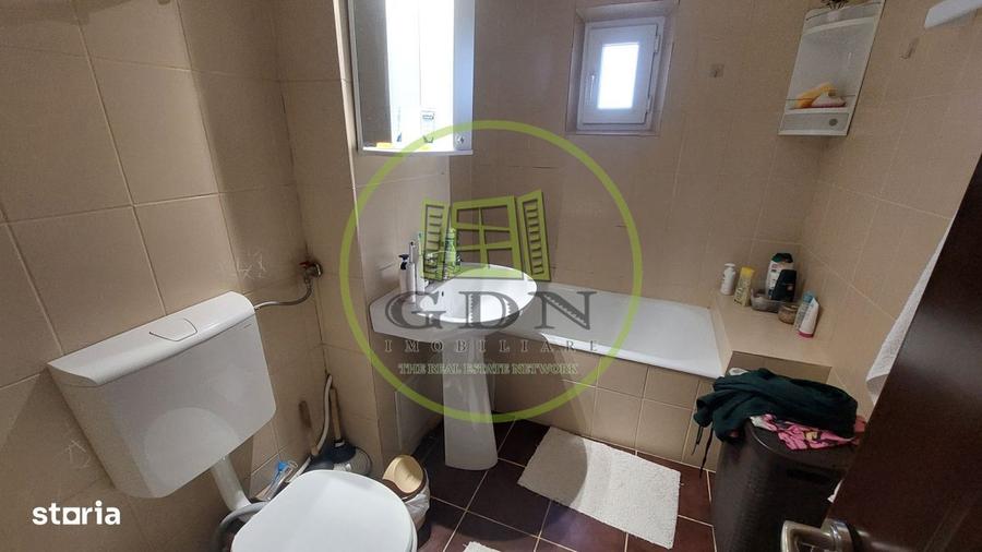 Apartament cu 2 camere decomandat, mobilat în Rovine