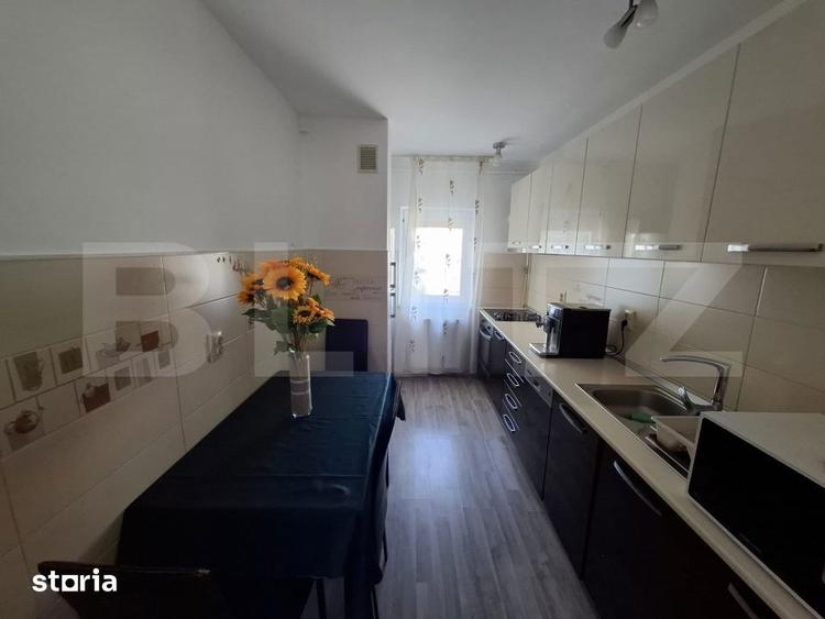 Apartament cu 3 camere în Micro 17