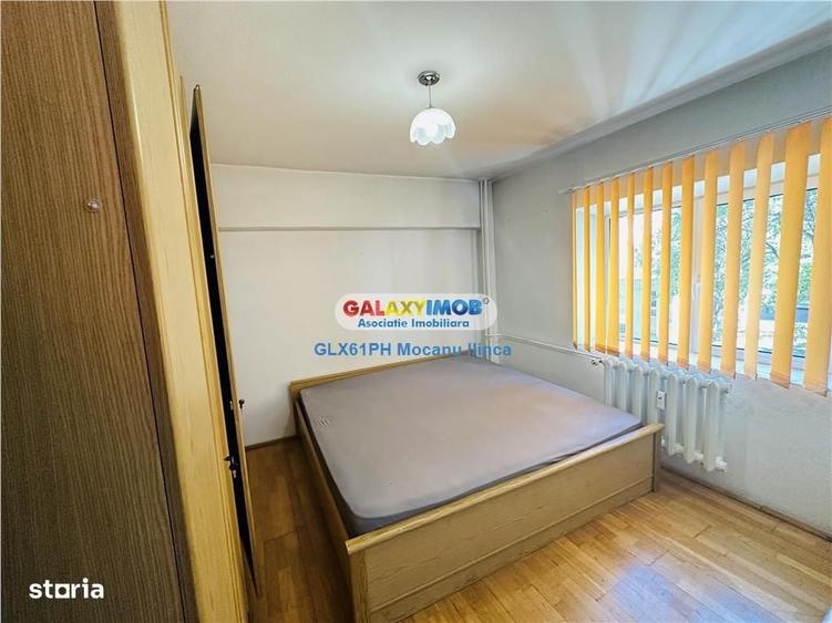 Apartament cu 3 camere decomandat în Bughea de Sus