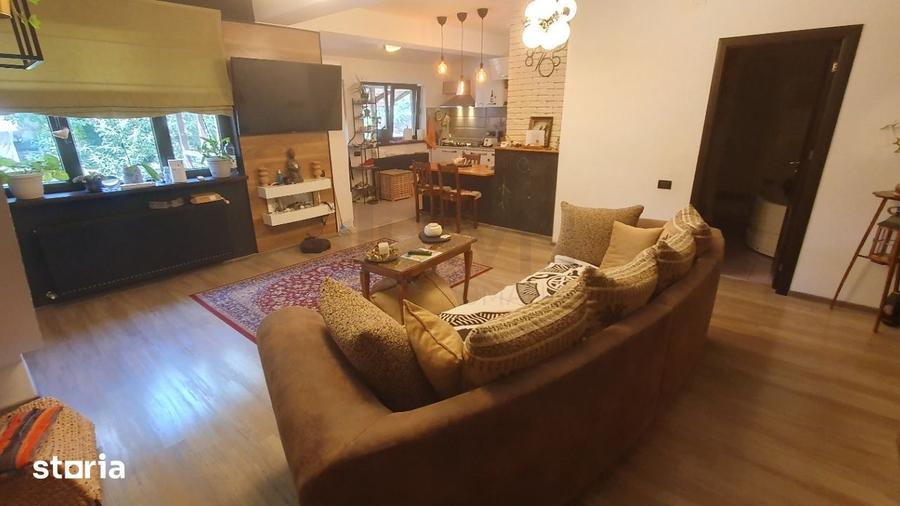 Casă cu 6 camere cu Teren 328 Mp în Dristor
