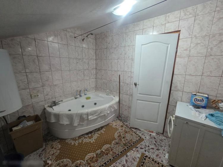 Casă individuală cu 4 camere cu Teren 343 Mp în George Enescu