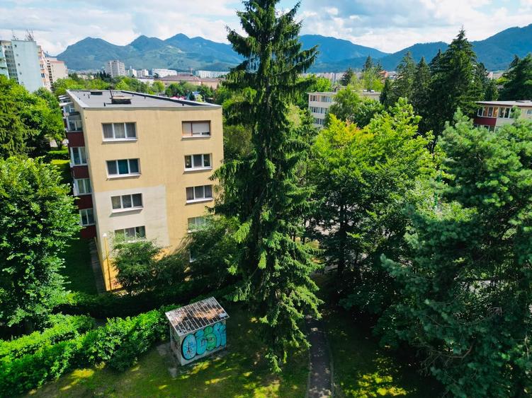 Apartament cu 2 camere semidecomandat în Astra