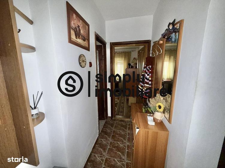 Apartament cu 3 camere decomandat în Robănești
