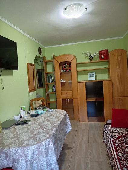 Apartament cu 3 camere semidecomandat în Bahne