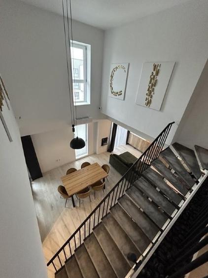 Apartament cu 3 camere decomandat în Barbu Văcărescu