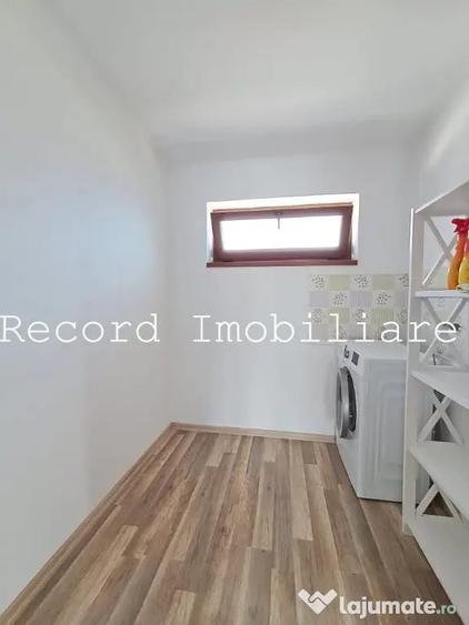 Apartament cu 3 camere semidecomandat în Bună Ziua