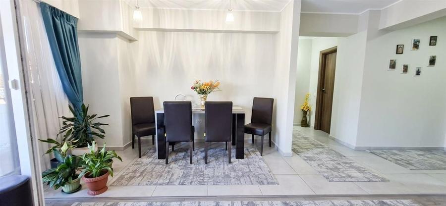 Apartament cu 2 camere decomandat în Nufărul
