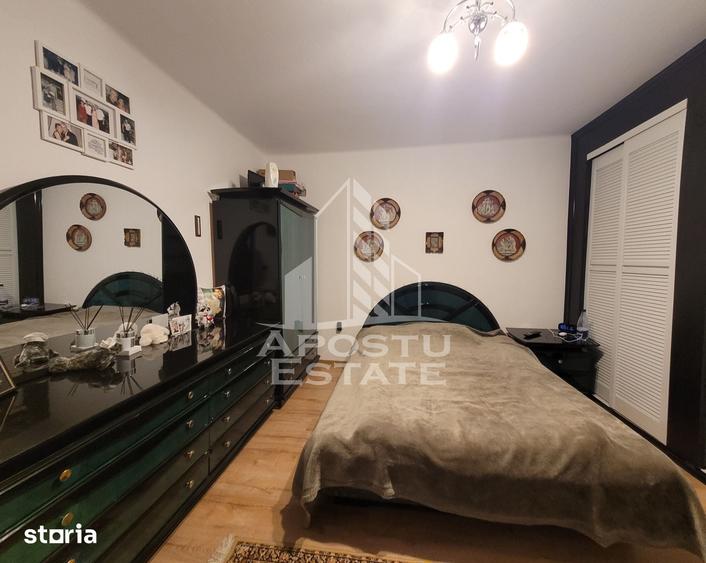Casă cu 4 camere decomandat cu Teren 567 Mp în Lipovei