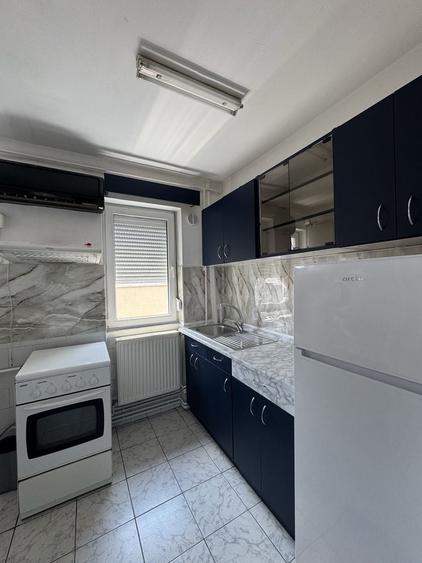 Apartament cu 3 camere decomandat în Ultracentral