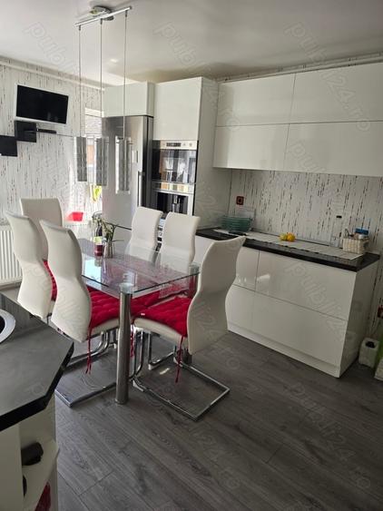 Apartament cu 3 camere în Caransebeș